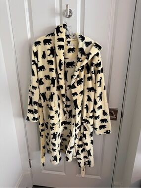 Little Blue House Adults Cream and Black Bear Print Hooded Robe